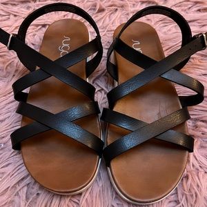 Girls black straps sandals